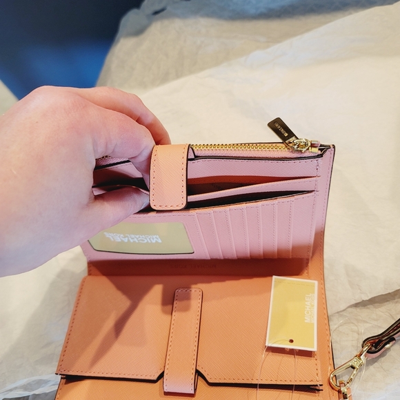 NWT MICHAEL KORS LARGE DOUBLE ZIP WRISTLET WALLET - Picture 4 of 8